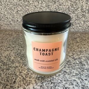 White Barn Bath & Body Works Champagne Toast Candle